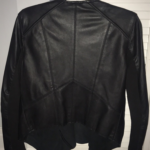 Leather jacket - Picture 2 of 4